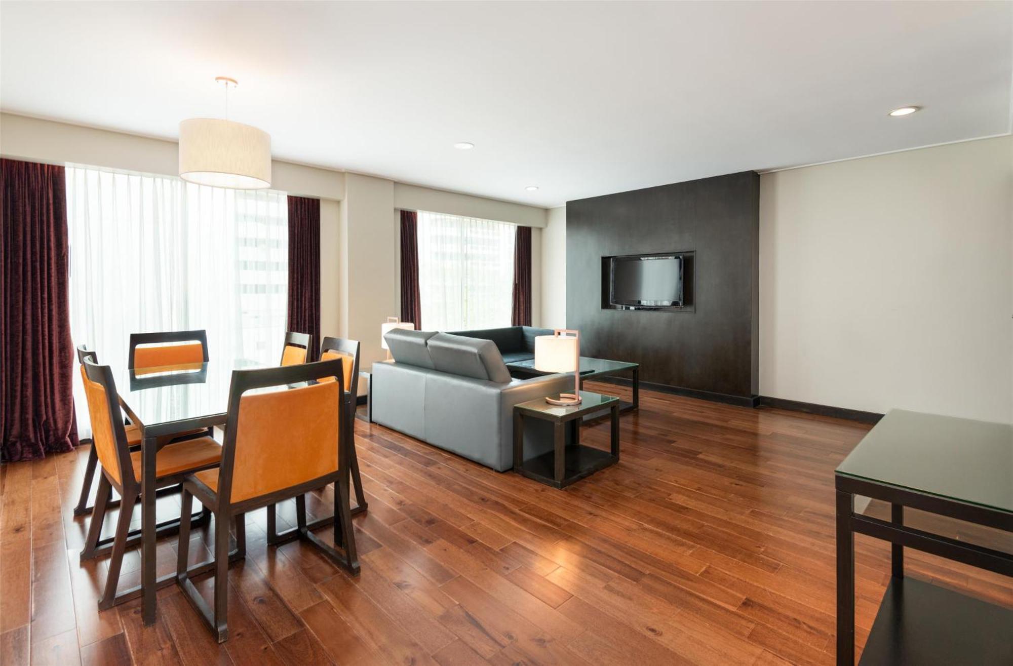 Radisson Sukhumvit Бангкок