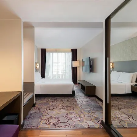 Radisson Suites Bangkok Sukhumvit Exterior photo