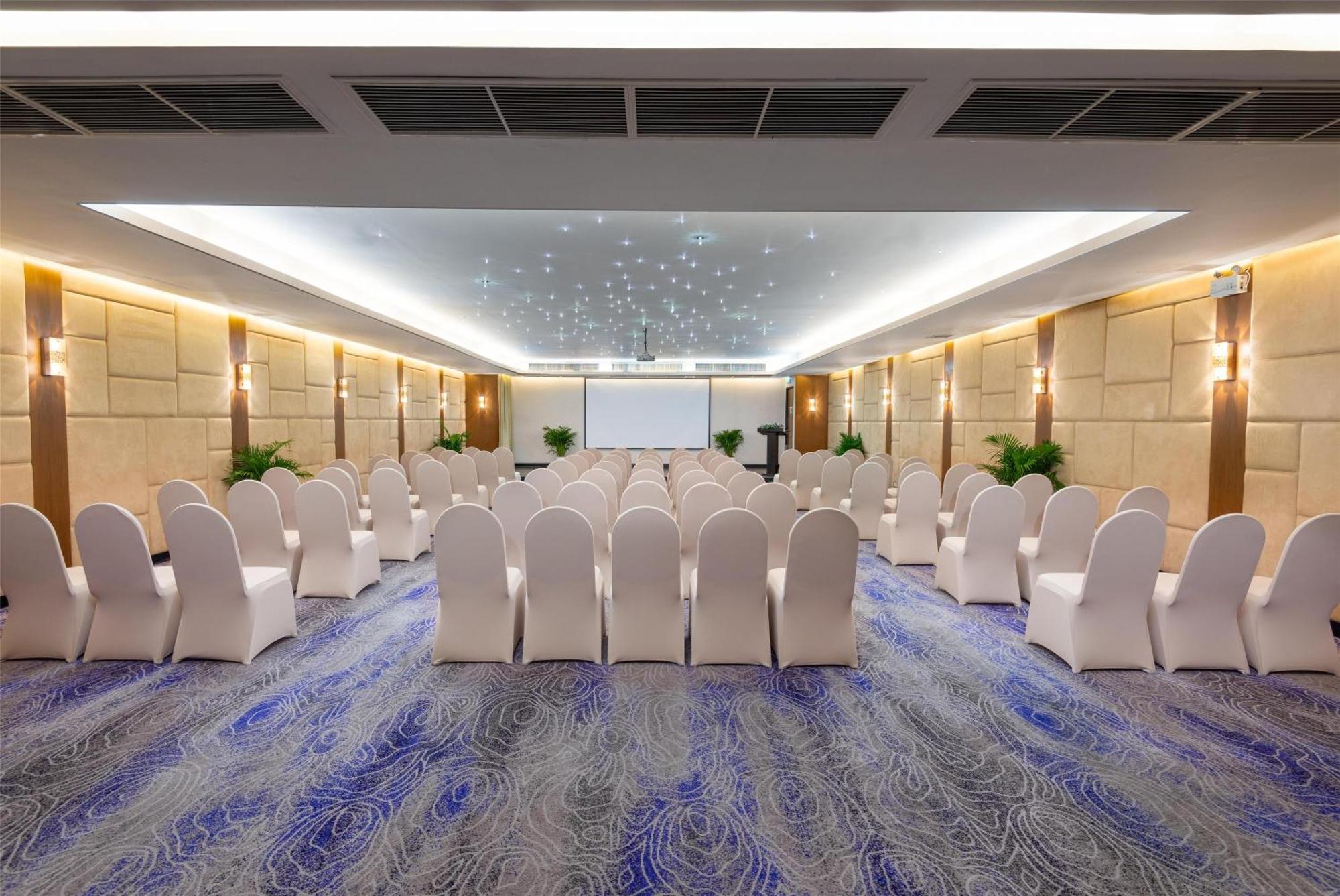होटल Radisson Sukhumvit Bangkok