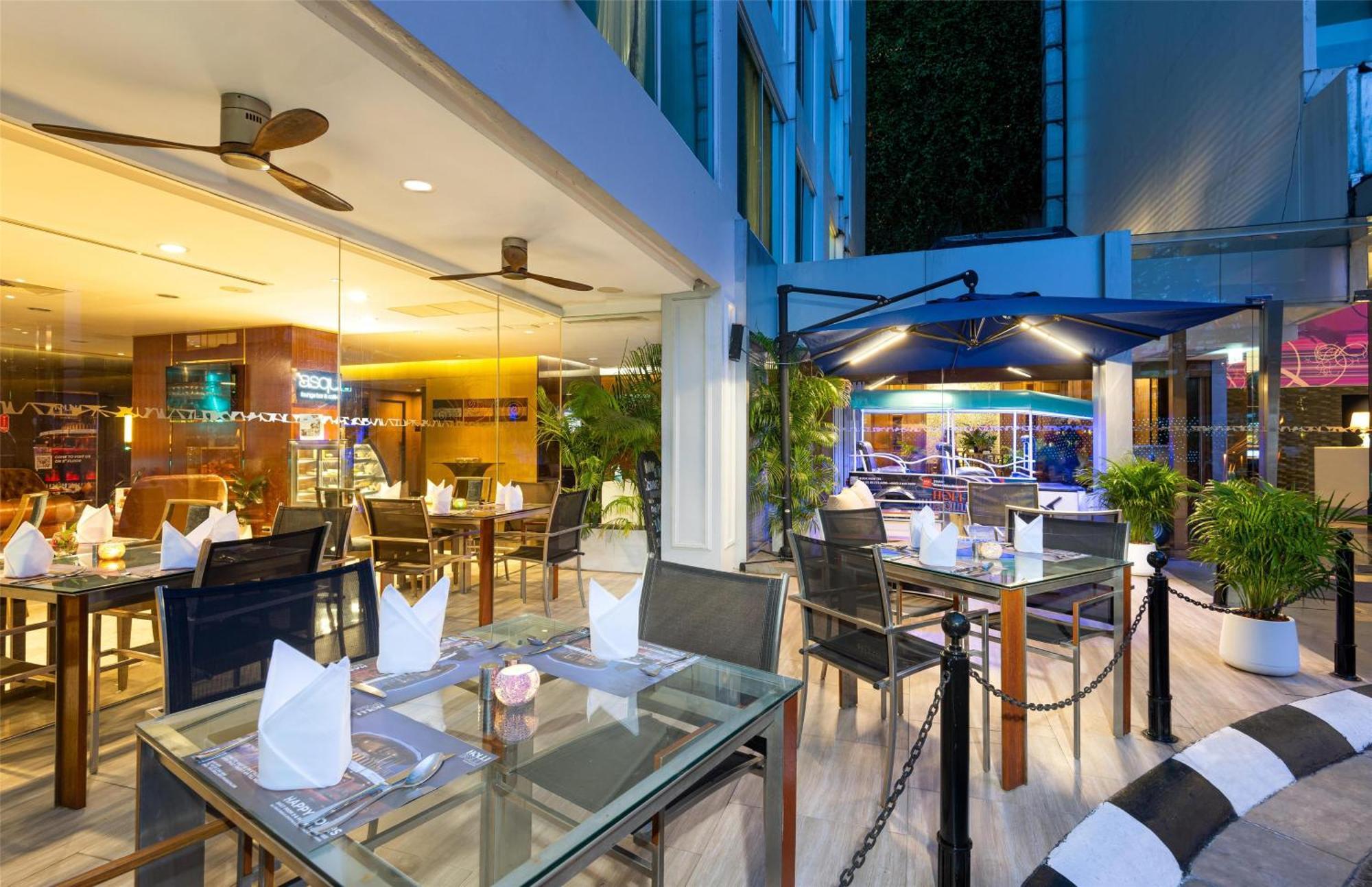 होटल Radisson Sukhumvit 4*