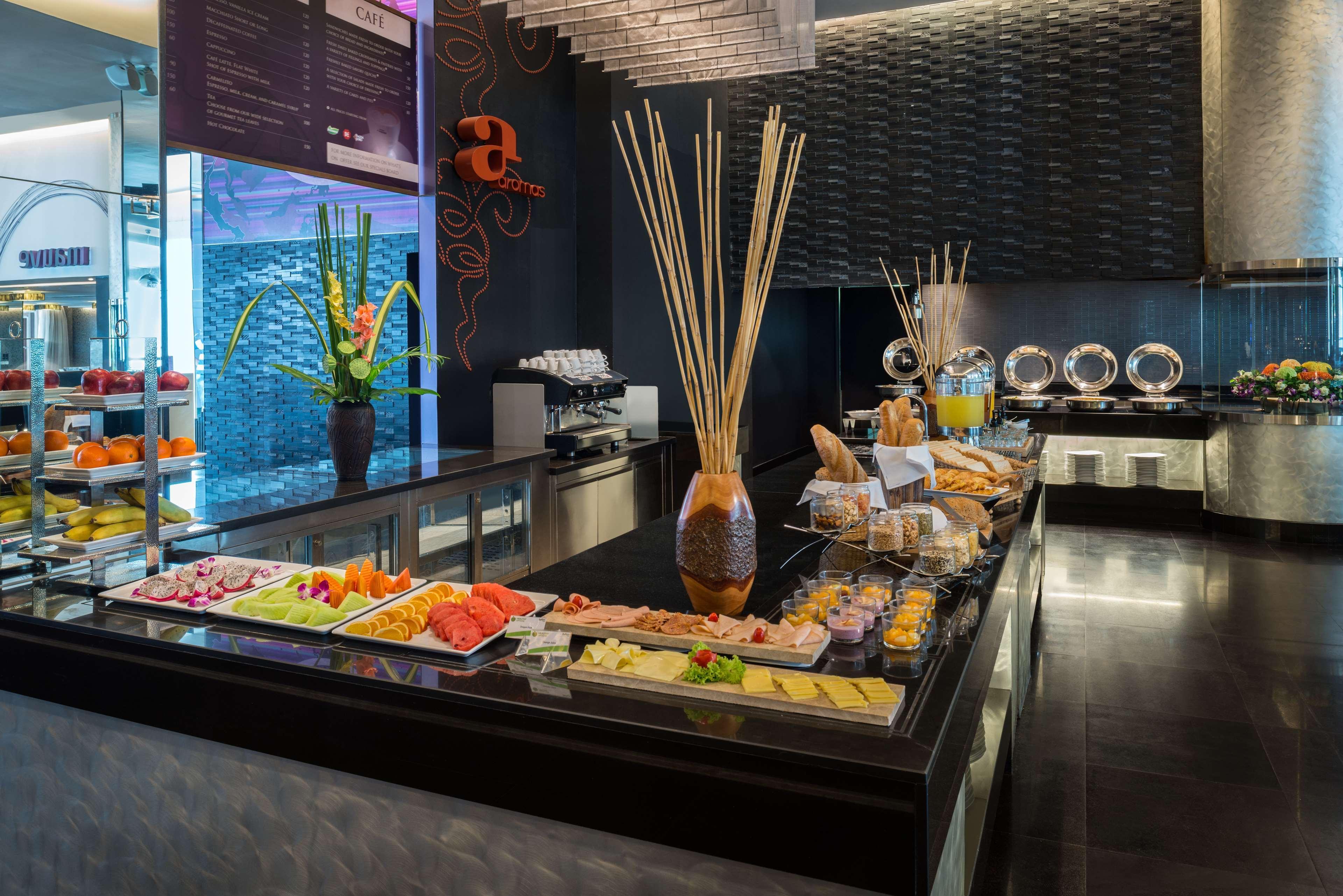 曼谷素坤逸丽筠酒店 4* 曼谷