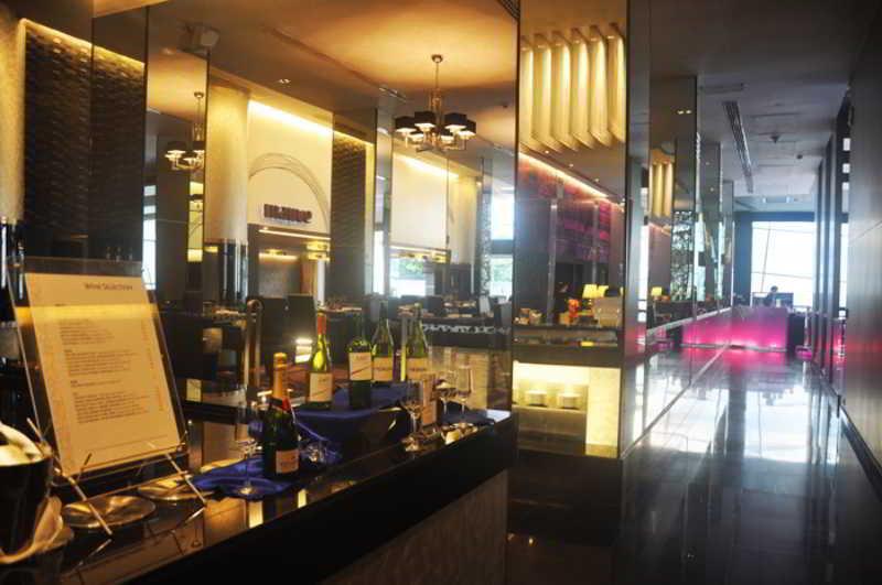 曼谷素坤逸丽筠酒店