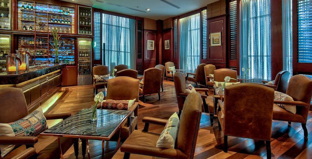 曼谷素坤逸丽筠酒店 酒店 4*